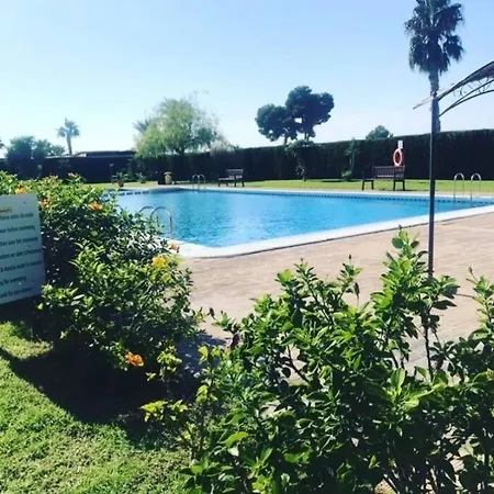 Relaxing Lakeside With Swimming Pool Apartment *